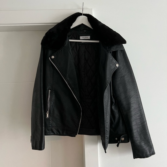 Noize vegan leather jacket detachable removable faux fur collar - Picture 2 of 3